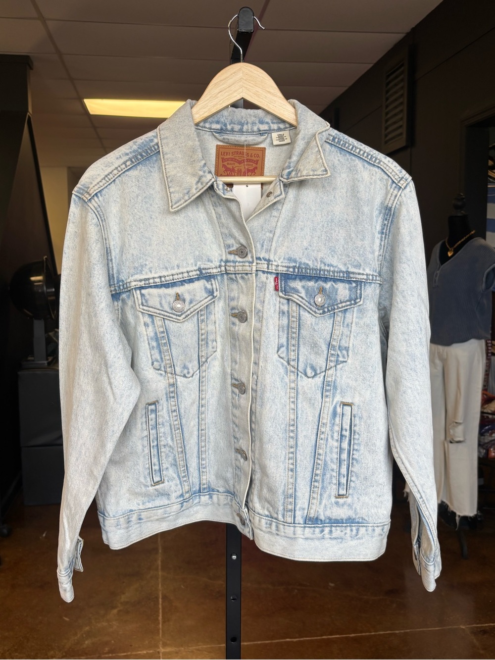 Levi’s | Medium 90s Ex-Boyfriend Trucker Jacket (Denim Jacket)